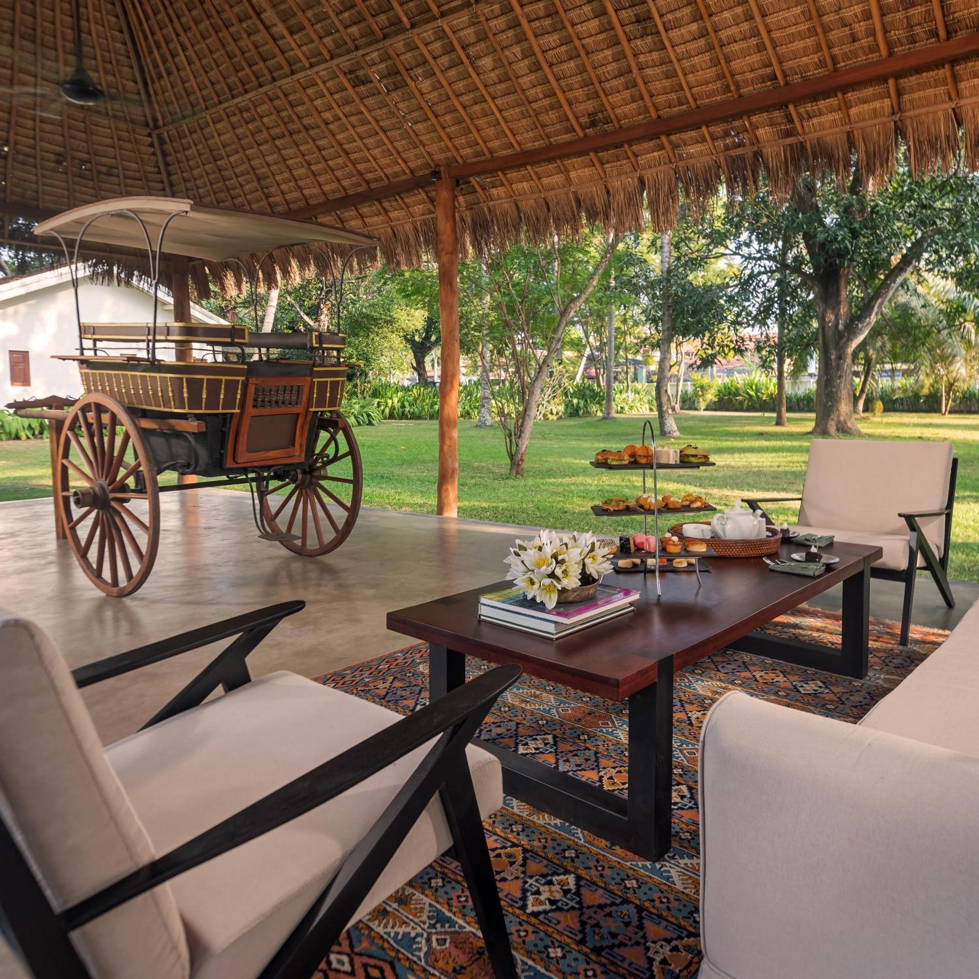 Uga Riva - Negombo Hotel Exterior photo