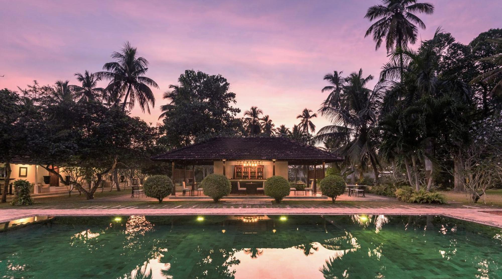 Uga Riva - Negombo Hotel Exterior photo